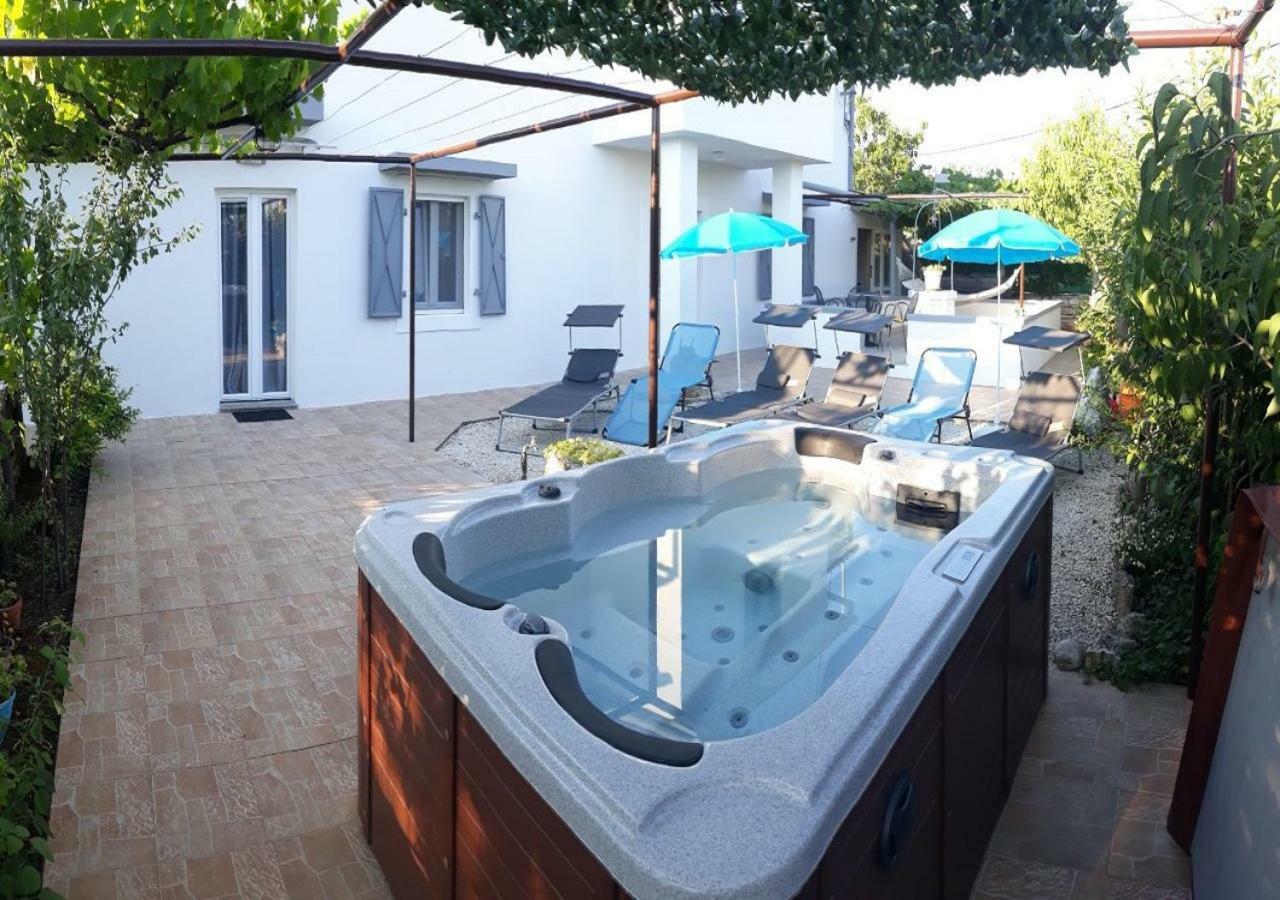 Holiday Home Dioniza Vodnjan Bagian luar foto